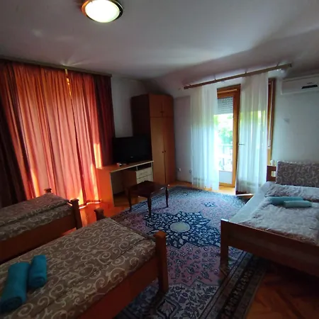 Frühstückspension Marko 3*